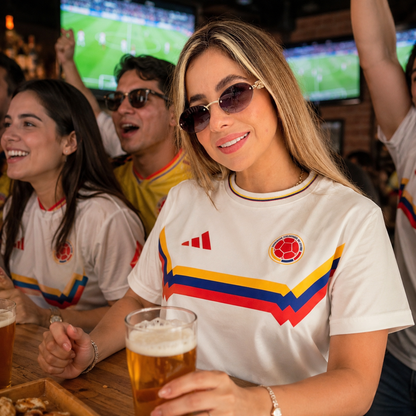 🇨🇴✨ Camisetas Bella Colombia – Promo 2x1 para mujer ✨🇨🇴Diseño variado