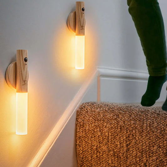 💡WoodGlow™ Lámpara de pared de madera con sensor de movimiento  - inalambrica